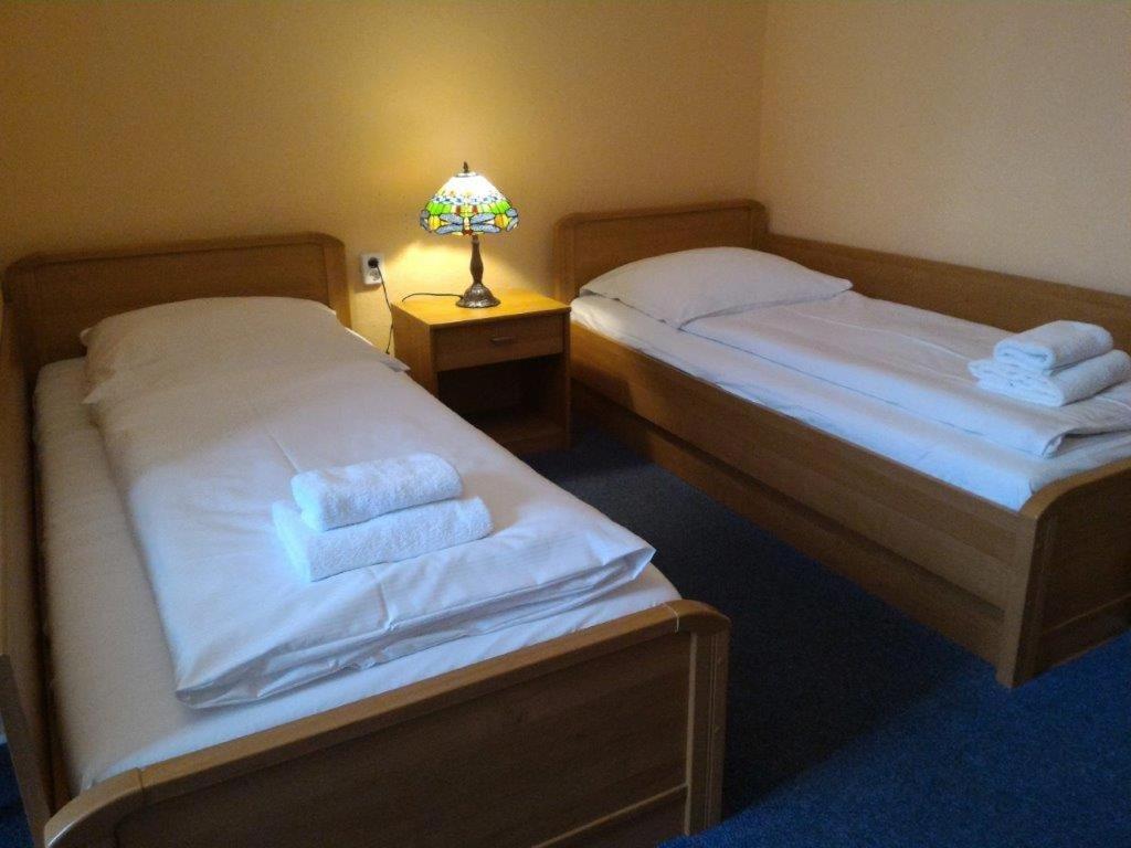 Hotel-Pension Rheingold Am Kurfuerstendamm Berlin Bagian luar foto